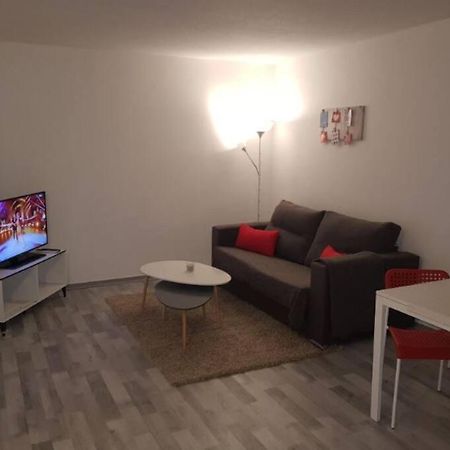 Le Rouennais Et Son Parking Prive Apartment Exterior photo